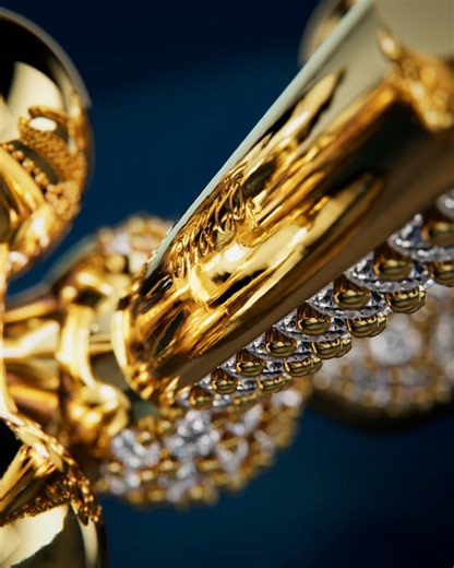 A celebration of inner strength, the sculptural handcrafted 18k gold links of HardWear by Tiffany earrings create bold dimensionality and beauty from every angle. #TiffanyAndCoDiscover more: https://t.co/3bPjgyIrzu https://t.co/SDsaXgN40K