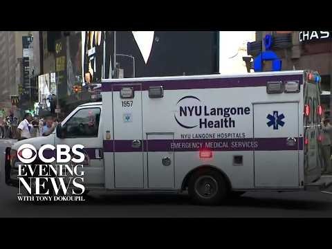 Police shoot woman who allegedly stabbed 2 people in Times Square
