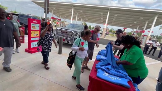 Watch as Wawa fans get first look inside new Pensacola Boulevard store