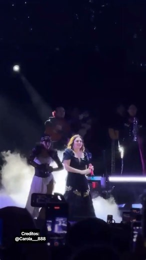 Yuridia cantó Sin Llorar y Nuevo León explotó en una sola voz 🔥