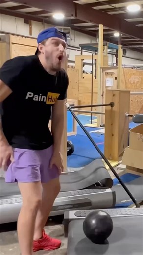 The Top 3 Worst Shin Injuries 😂 Low Cortisol Leg Day