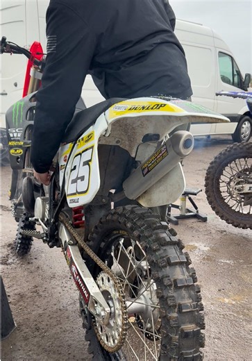 Big Bessie: 2 Stroke Dirt Bike Tickle