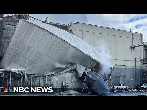 Six bodies recovered from Washington paper mill after chemical tank implosion