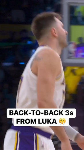 Luka Dončić knocks down CLUTCH back-to-back triples to extend the Lakers lead in the 4Q! 💪 | NBA
