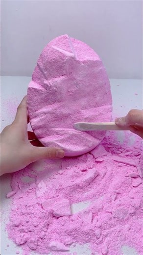 ASMR DIG A MYSTERY FUFUSQUISHY EGG KIT!!