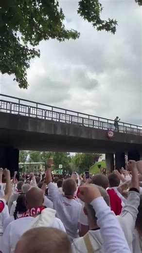 Freiburg Fans Go Crazy Before Europa League Semi Final Incredible Atmosphere & Chants 🔥