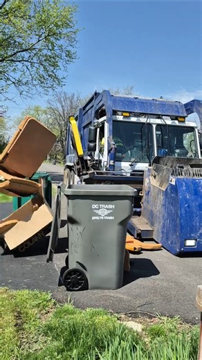 garbage truck fail #garbagetruck