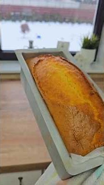 Caramelized apple cake, I'll leave the recipe in the comments.