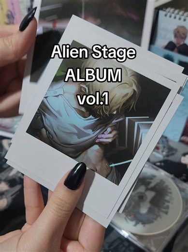 Alien Stage Album Vol. 1 Unboxing and Review