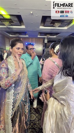 Rinku Rajguru and Dipali Sayyad shared a warm exchange at Filmfare Awards Marathi 2026