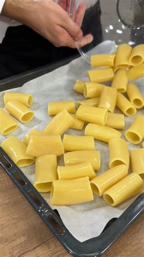 Stuffed paccheri with salted cod on a cheese fondue 🔥🧀