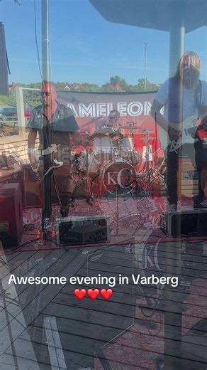 Amazing evening in Varberg.#marieannsgang #ElitMaisonFamily #nyastationsgrillenfbg #sweden #rock @Mark54 ⚔️360⚔️ @Bella et Chris🐕‍🦺🌹 @💥QUEEN.CHERYL💥Elite.Maison💥 @SCHERYLO4ALEX @🌑🎧🎤 Juliana🎤🎧🌕 @👑GÖKHAN👑 @ozan🇹🇷ailesi @Vicky Anastopoylou