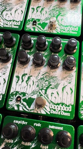 Limited Edition ‘Green’ Baghdad Available Now! Inspired by the tolex of its iconic Green Matamp lineage, finished in our Giza Green colorway. Limited quantities available. Shipping FedEx 2Day Express and FedEx International Priority. Only at DOESITDOOM.COM ⚔️