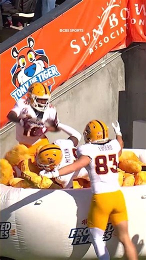 bro went straight for the frosted flakes 😭 #collegefootball #arizonastate