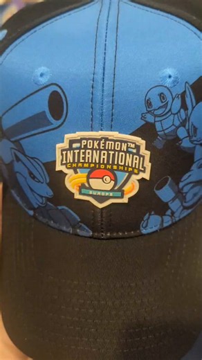 Did anyone else get a misprinted hat from their swag bag? #pokemonㅤㅤㅤ #pokemonNAIC