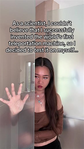 The Fly: An Intense Horror Movie Experience