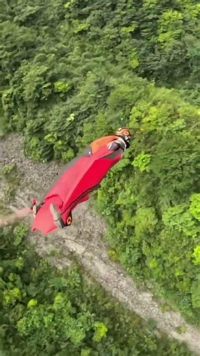 Breaking the Cloud Zhang Shupeng Wingsuit Flying Insta360 X4 Fly with xbionic #highwing #skydiving