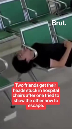 Two friends got themselves into a sticky situation after one of them fell asleep in the waiting room of a hospital in China, and woke up to discover his head was caught in the chair. When the other friend came to help, he put his own head in the arm of the chairs to try and demonstrate how to get out, but ended up getting himself stuck, too. #CCTV #Stuck #China #Hospital #Trapped