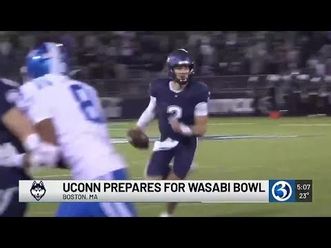 UConn football team preparing for second straight Wasabi Fenway Bowl appearance against Army