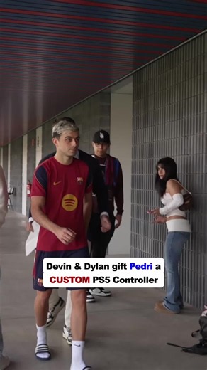 Devin & Dylan surprise Pedri with a custom PS5 controller #devinanddylan #devincaherly #pedri #barcelona #custom