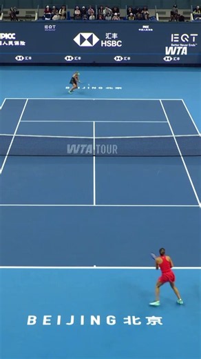Zheng Qinwen finding her rhythm against Andreeva! #ChinaOpen