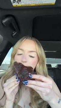 The Cheesecake Factory Chocolate Cake Mukbang @The Cheesecake Factory #chocolatecake #cake #mukbang