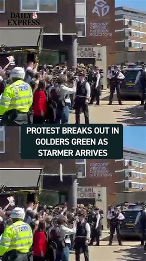 Protests erupted in Golders Green as PM arrived in the area after a suspected terror attack 🔴