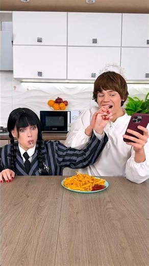 This Is What Happens When You’re Stuck on Your Phone 😳📱