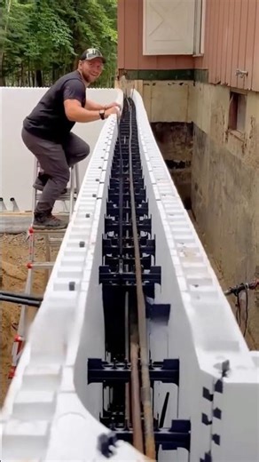 തെർമോക്കോൾ കൊണ്ട് വീടോ? 😱 House made of Foam!