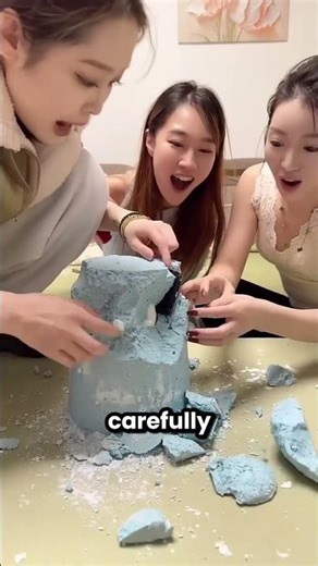 They Put The Phone Inside The Liquid 🤯