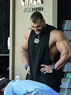 Their faces changed from laughter to disbelief #frank #anatolyprank #anatoly #gym #gymmotivation