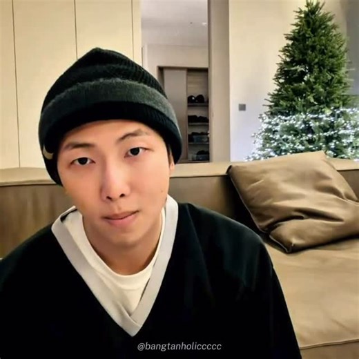 ⁷ on Instagram: "He didn’t take a second😭 #bts #방탄소년단"