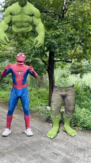 Spider-Man Turns Into HULK. You Won’t Believe What Happens Next #Superhero #CrazyTransformation