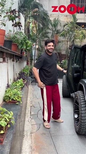 Karan Kundrra Spotted by Paparazzi at Santacruz | #karankundrra