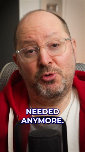 Everyone’s Saying AI Is Killing BI… They’re Wrong