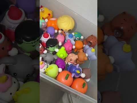 Putting away a GIGANTIC fidget trading HAUL 😍🥳