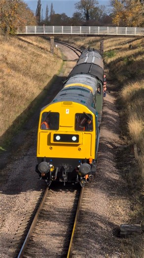 GWSR AUTUMN SHOWCASE: Class 20 double-header passes Stanton