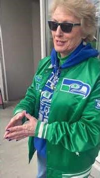 Seahawks fans rush to buy Super Bowl tickets