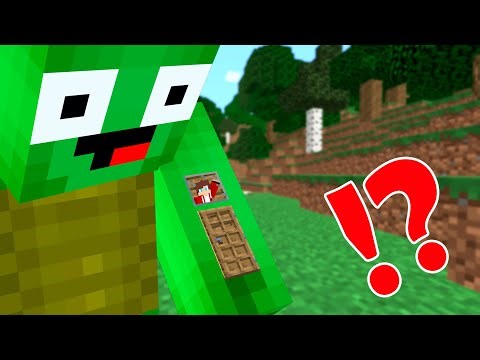 JJ and Mikey - Built house inside Mikey's Hand in Minecraft!!! - Maizen