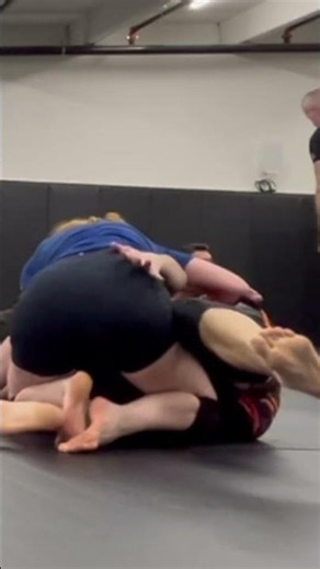 Guard Pass to Side Control Defense - Win Underhook