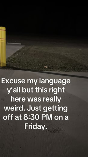 Can somebody tell me what this is on the ground that’s lighting up this is crazy UFO ##fyp#ufo#weirdobject#crazy#fyp