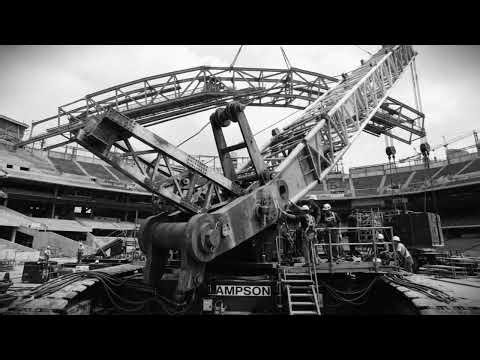 Big Blue: The Giant Crane That Collapsed With a 450-Ton Roof