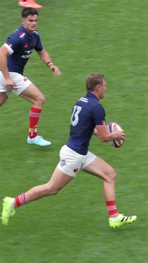 Quand les Bleus volent sur le crunch 🇫🇷🏴󠁧󠁢󠁥󠁮󠁧󠁿 #Rugby