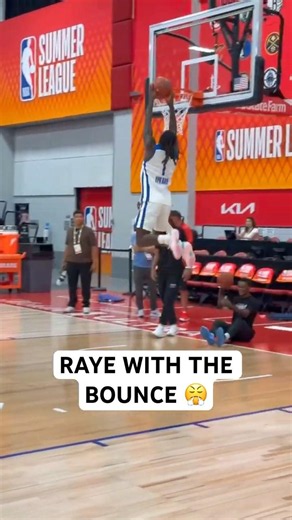 Raye is for the people 💪