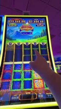 HUGE Triple Bonus On A Slot Machine I've Never Seen Before!