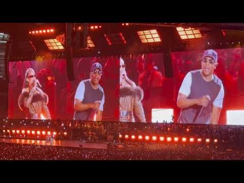 Jay-Z brings out Rihanna at Yankee Stadium for a performance of Run This Town (Full Performance)