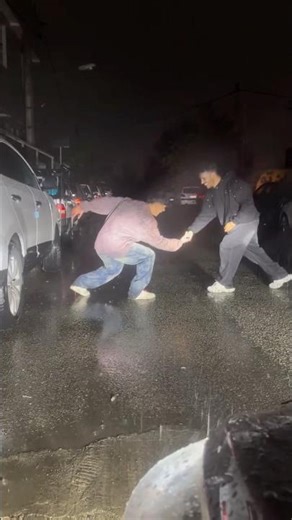 My friend and I danced tango together in the rain 😂🎄