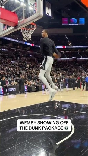 Wemby was FEELING IT in layup lines 👽