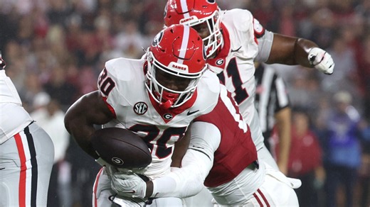 Georgia takes over at No. 1 in AP Top 25 with Notre Dame, Miami next; Oregon is out of the poll
