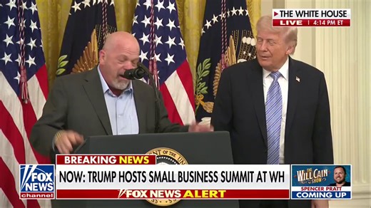 RT @FoxNews: NEW: Pawn Stars' Rick Harrison joins President Trump at the White House:"Literally he's going to go down as maybe the best p…